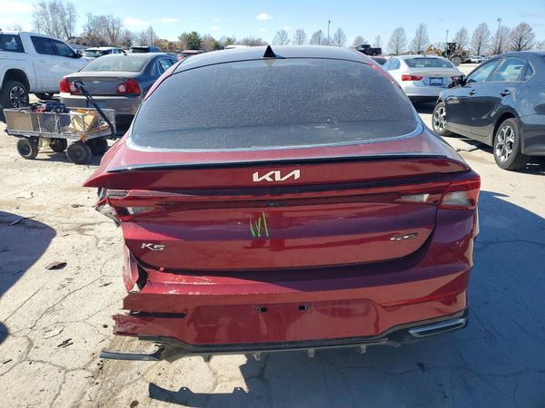 2022 KIA K5