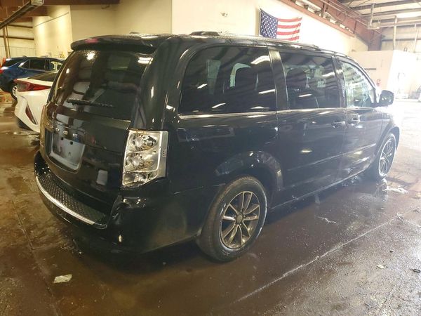 2017 DODGE GRAND CARAVAN