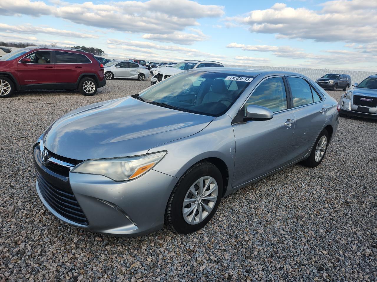 2015 TOYOTA CAMRY