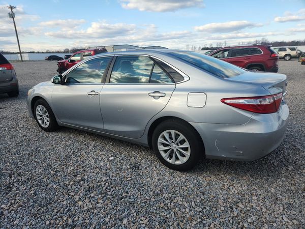 2015 TOYOTA CAMRY
