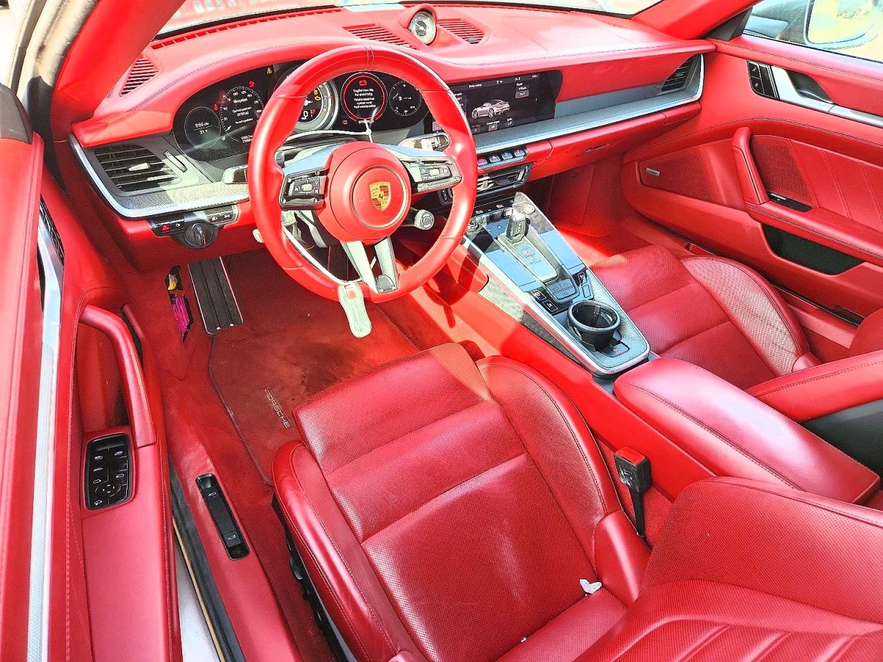 2021 PORSCHE 911