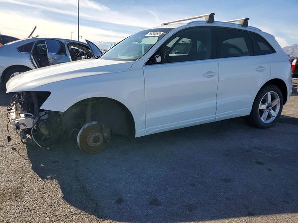 2012 AUDI Q5 Premium Plus