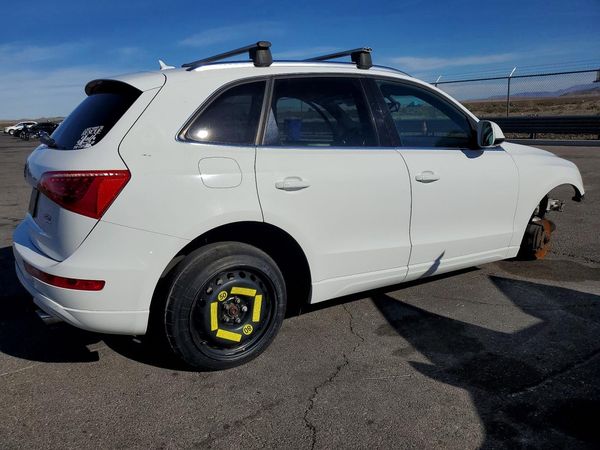2012 AUDI Q5 Premium Plus