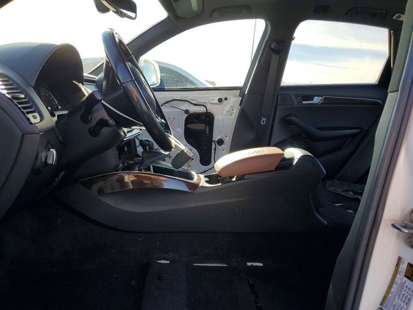 2012 AUDI Q5 Premium Plus