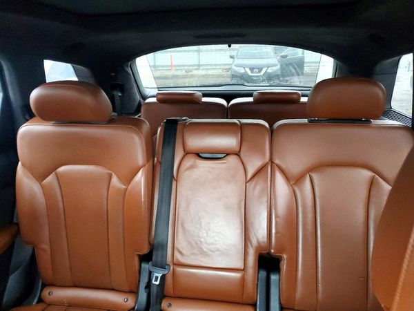 2017 AUDI Q7 quattro Prestige