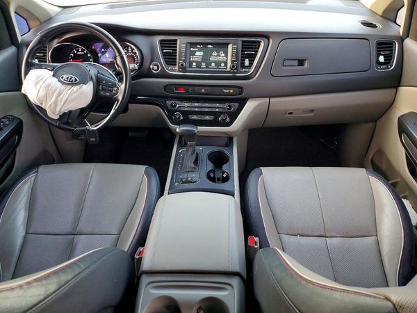 2017 KIA SEDONA