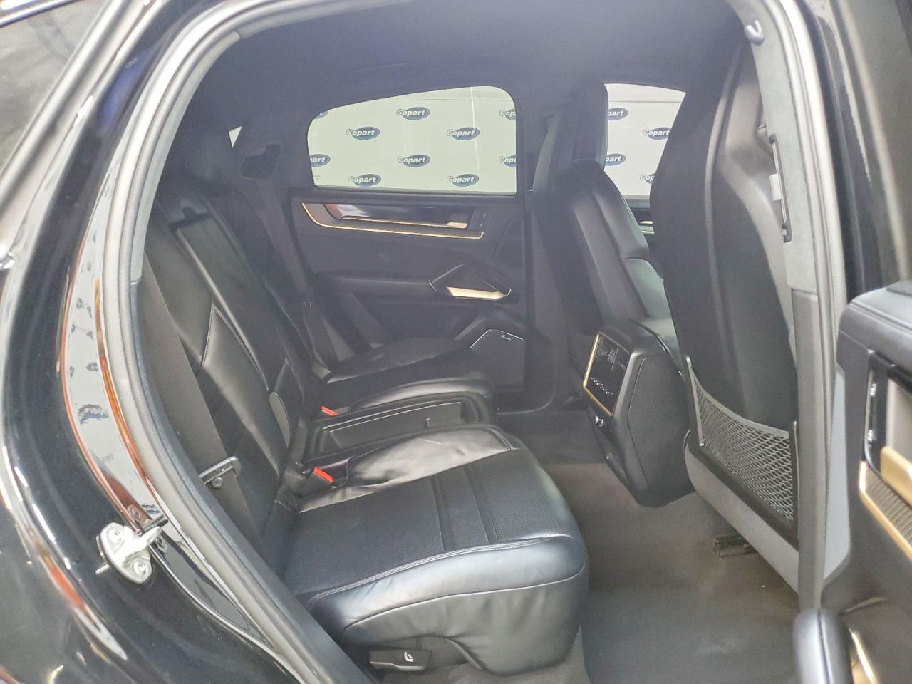 2024 PORSCHE CAYENNE Turbo GT