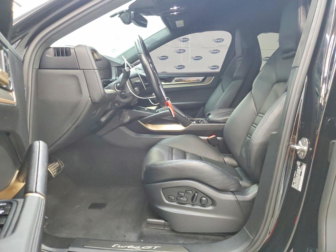 2024 PORSCHE CAYENNE Turbo GT