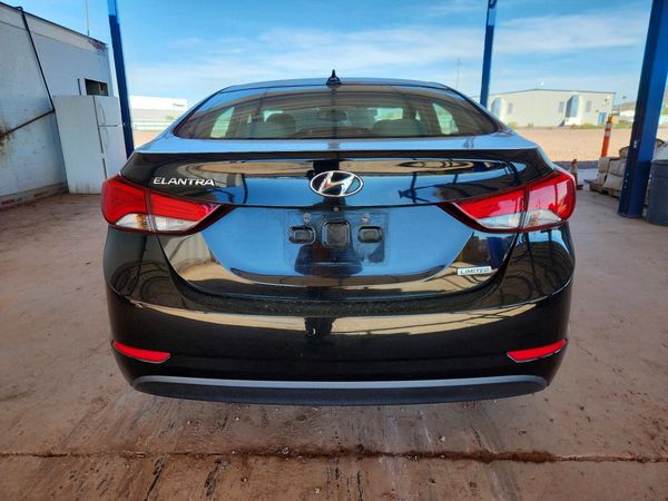 2015 HYUNDAI ELANTRA GLS(Middle)