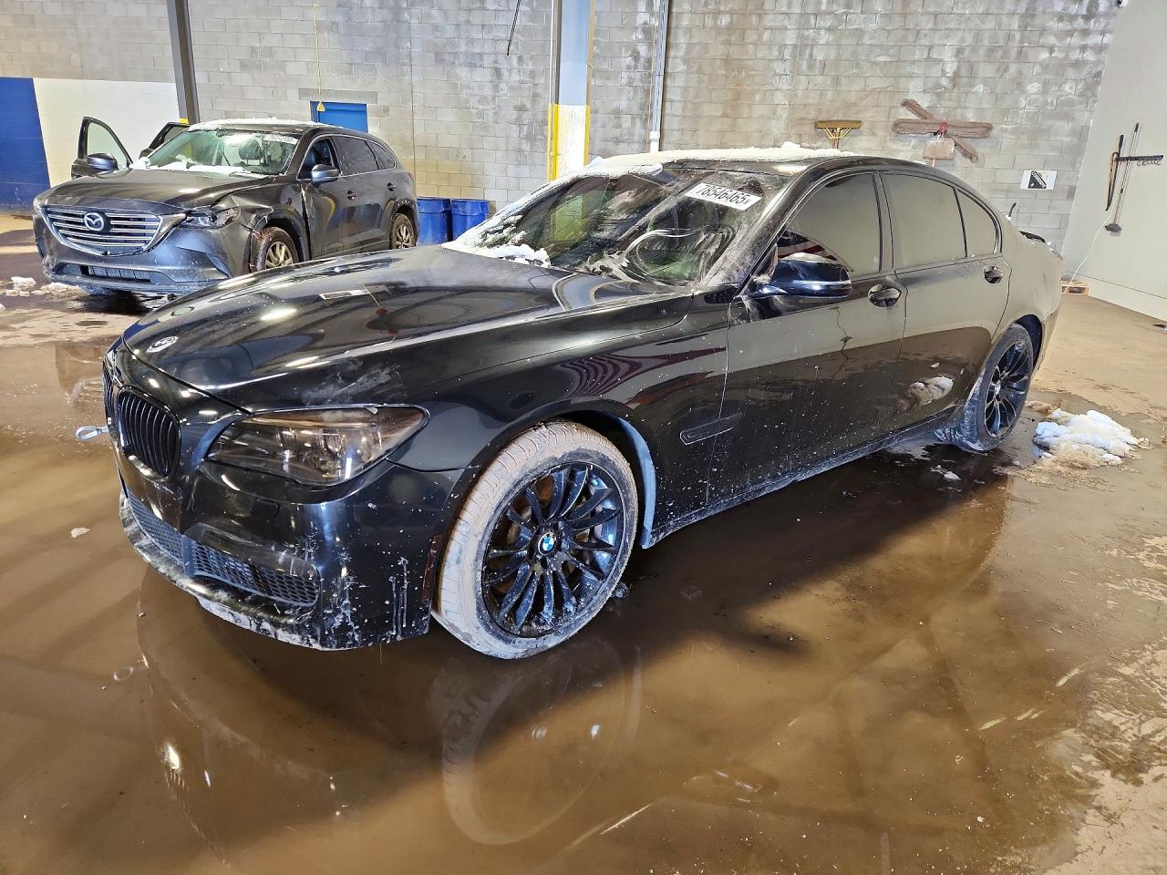 2013 BMW 750