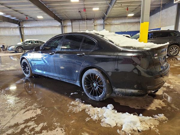 2013 BMW 750