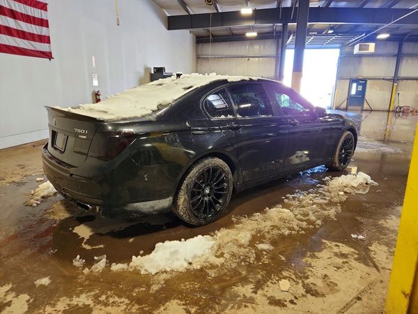 2013 BMW 750