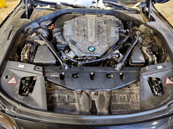 2013 BMW 750