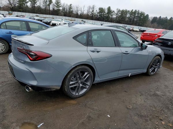 2025 ACURA TLX