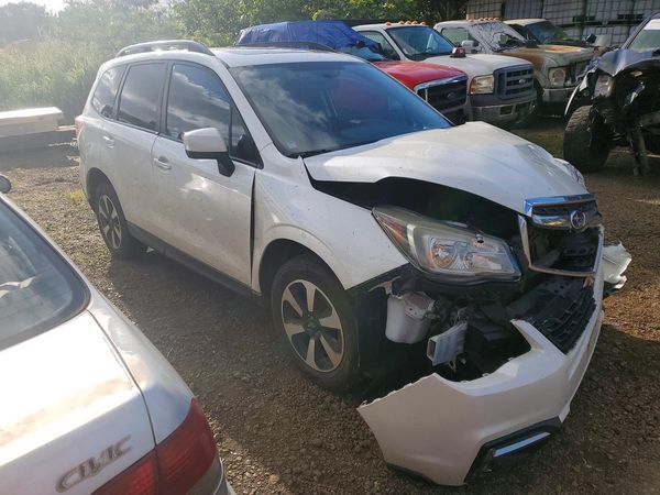 2018 SUBARU FORESTER Premium+ES