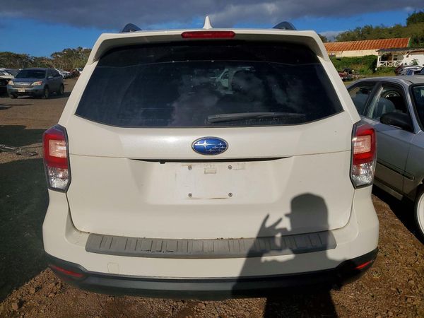 2018 SUBARU FORESTER Premium+ES