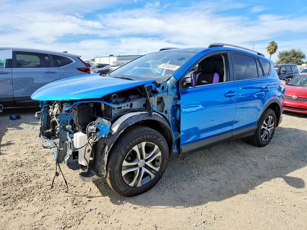 2018 TOYOTA RAV4 LE