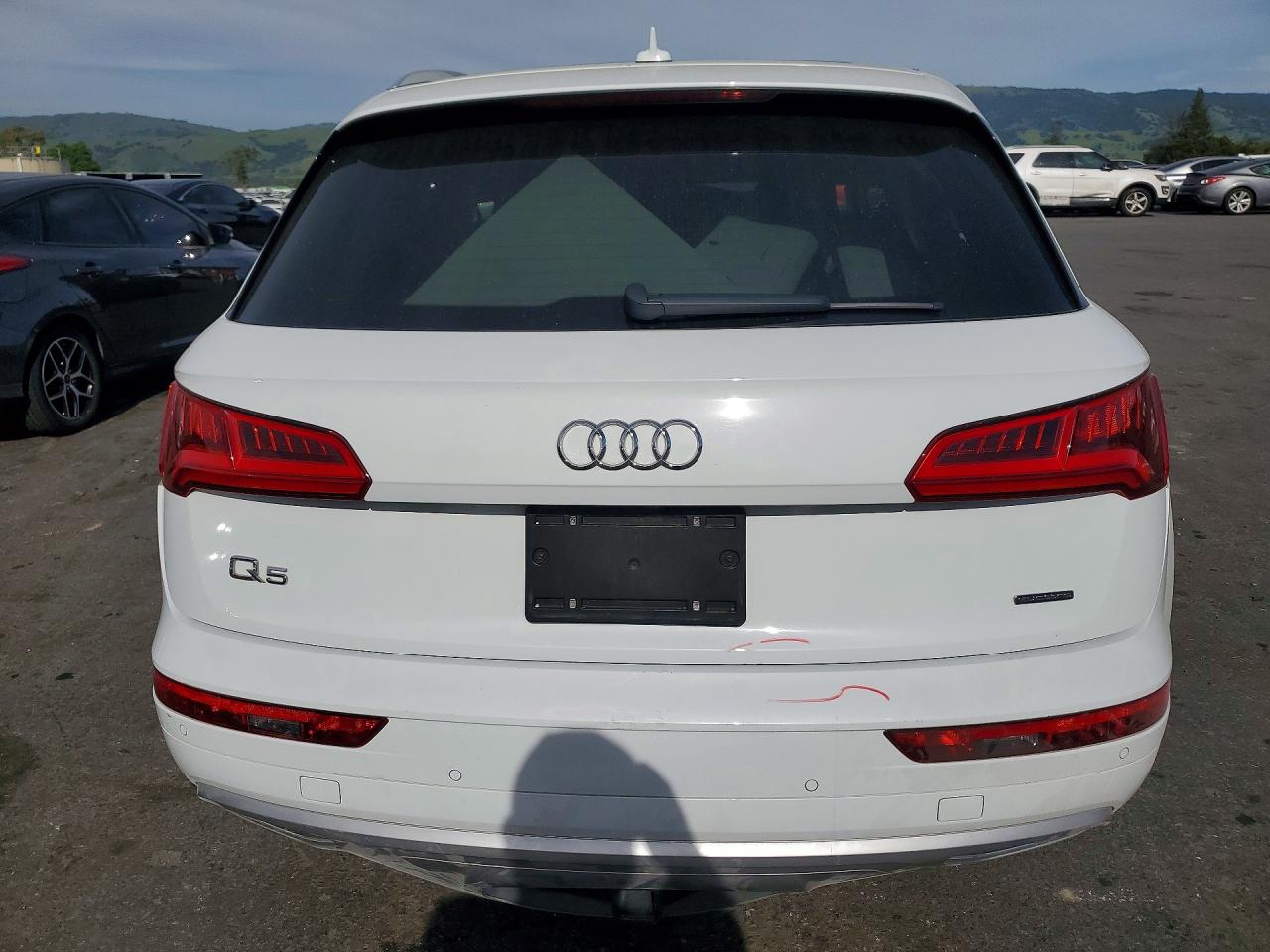 2020 AUDI Q5 quattro Premium Plus