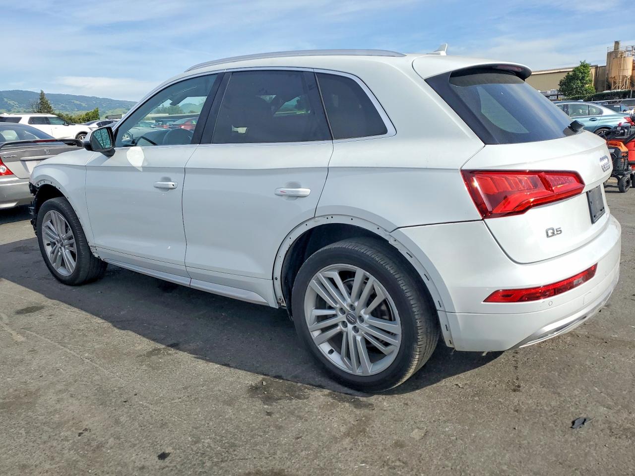 2020 AUDI Q5 quattro Premium Plus