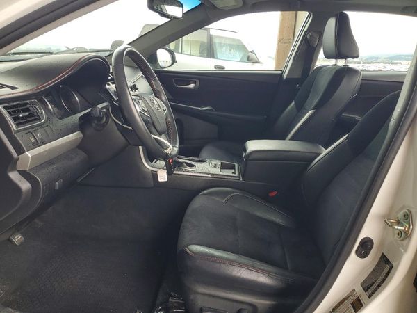 2017 TOYOTA CAMRY XLE/XSE — DENT