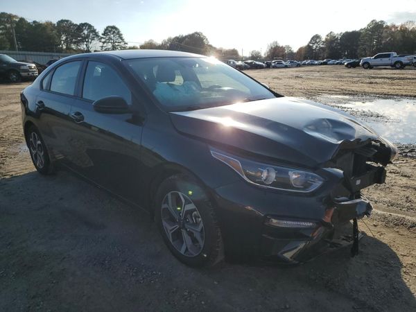 2021 KIA FORTE FE, LXS