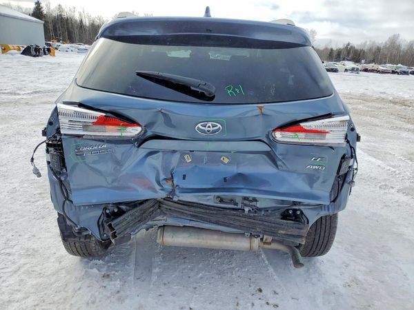 2024 TOYOTA COROLLA CROSS LE