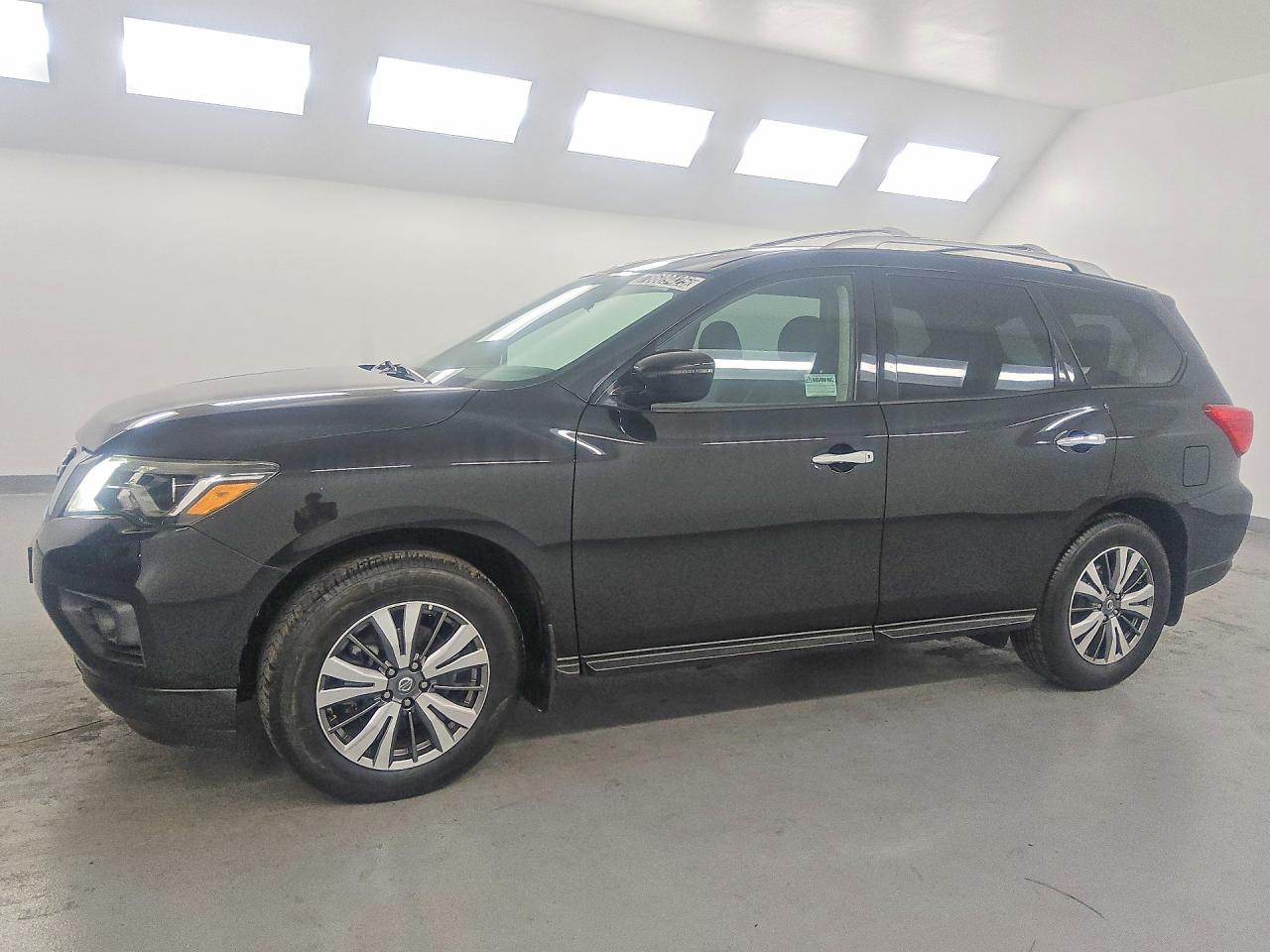 2020 NISSAN PATHFINDER S