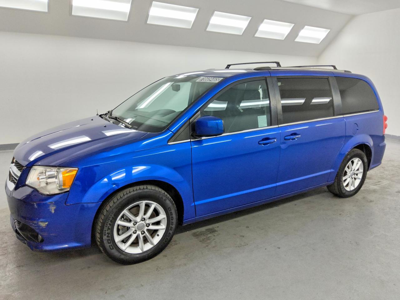 2018 DODGE GRAND CARAVAN SXT — Front 3/4