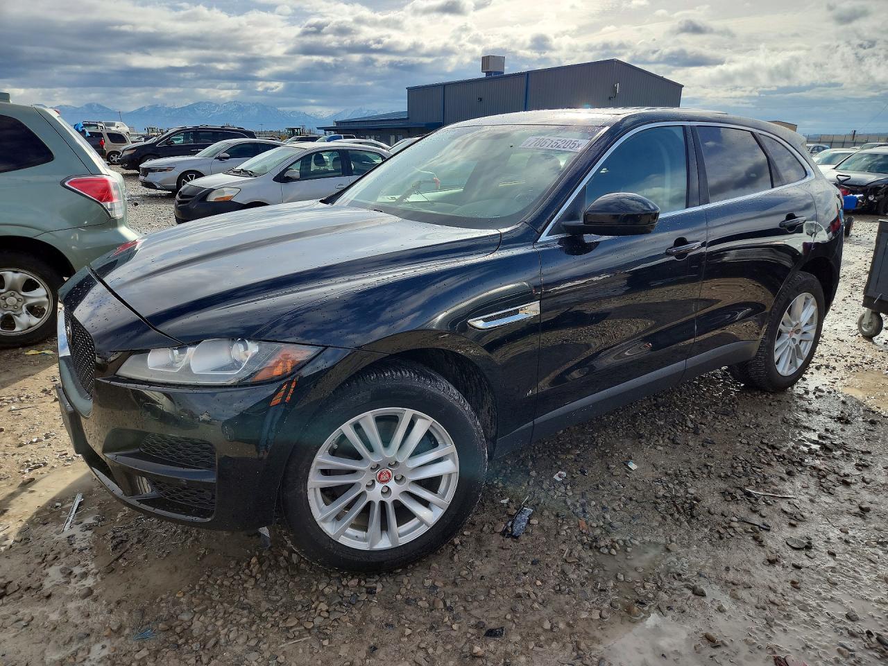 2017 JAGUAR F-PACE Prestige