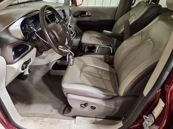 2017 CHRYSLER PACIFICA