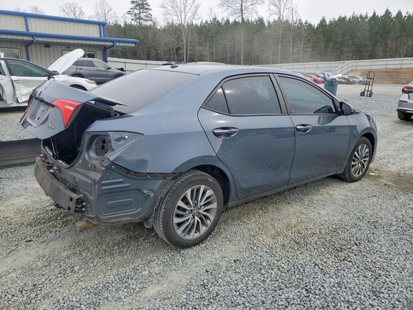 2017 TOYOTA COROLLA