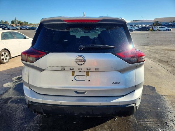 2025 NISSAN ROGUE SV