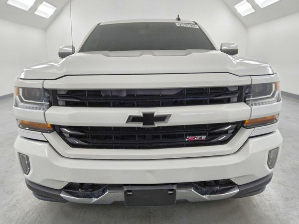 2017 CHEVROLET SILVERADO LT