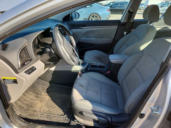 2017 HYUNDAI ELANTRA