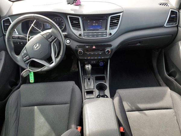 2017 HYUNDAI TUCSON