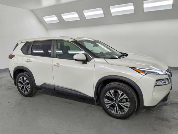 2023 NISSAN ROGUE SV — Passenger 3/4