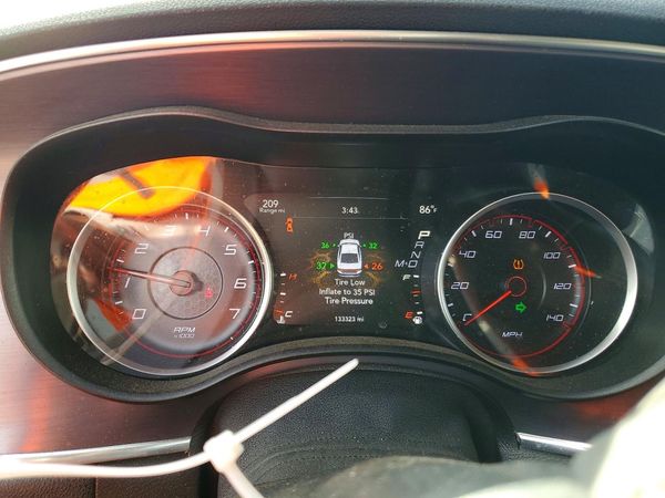 2015 DODGE CHARGER