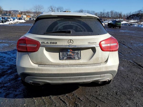 2017 MERCEDES-BENZ GLA GLA250-4M