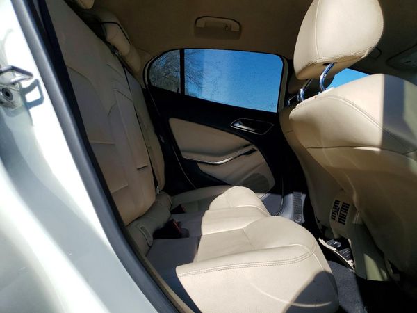2017 MERCEDES-BENZ GLA GLA250-4M