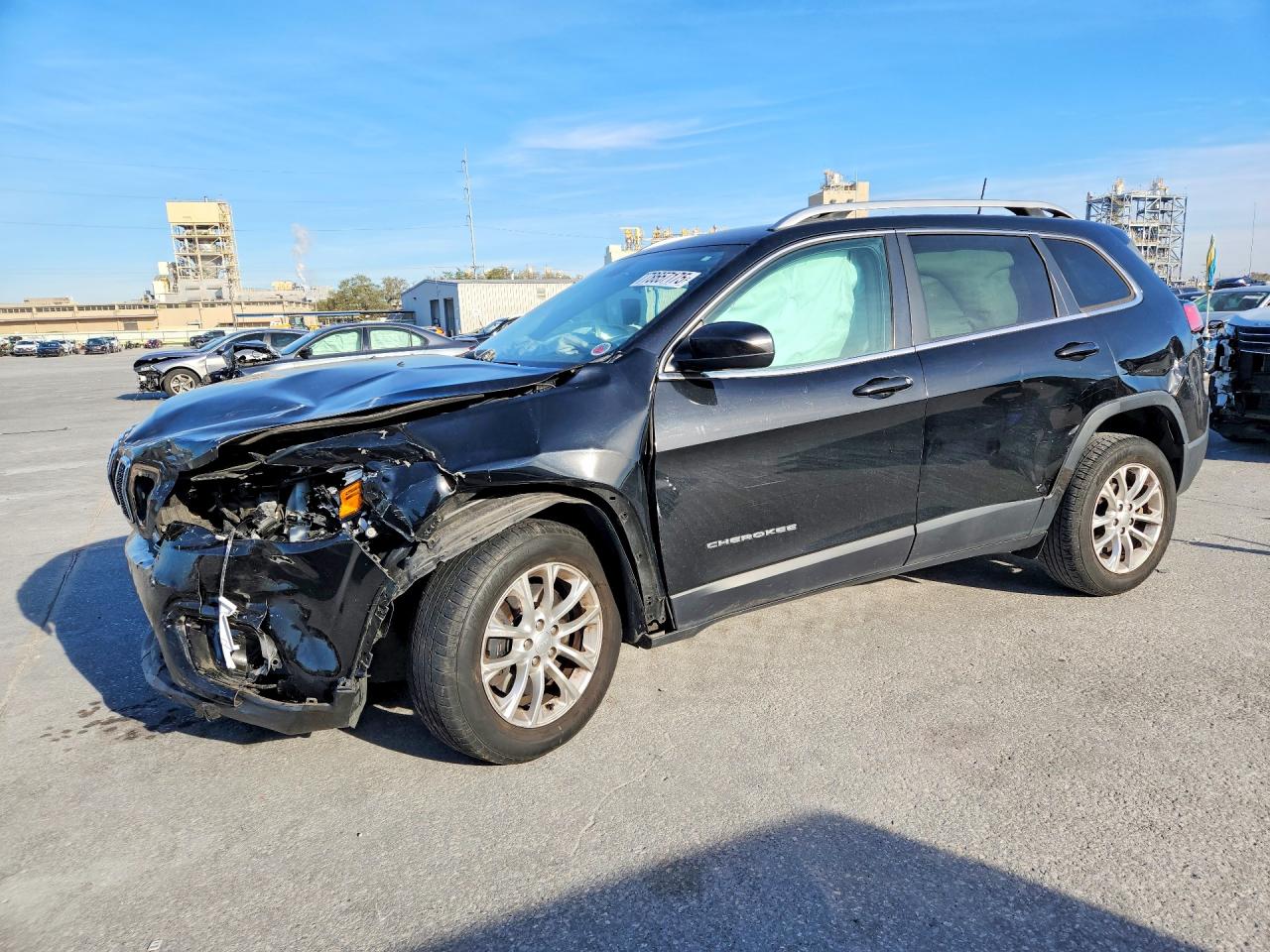 2019 JEEP CHEROKEE LATITUDE FWD