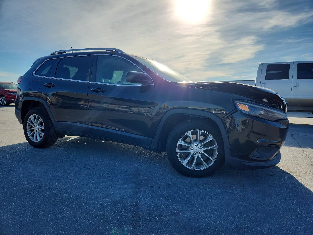 2019 JEEP CHEROKEE LATITUDE FWD