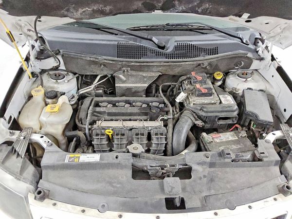 2016 JEEP COMPASS Sport — Engine bay