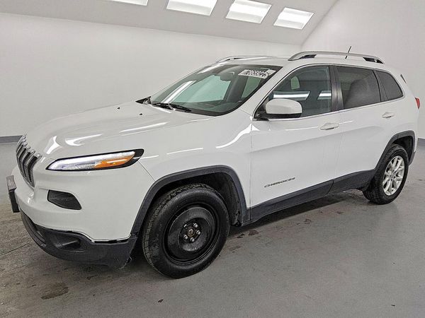2018 JEEP CHEROKEE — Front 3/4