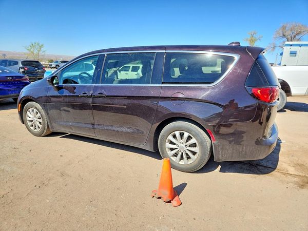 2017 CHRYSLER PACIFICA