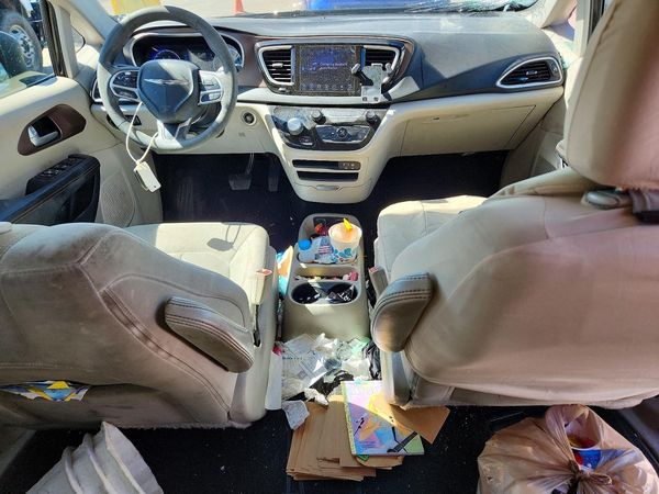 2017 CHRYSLER PACIFICA
