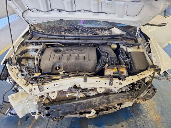 2016 TOYOTA COROLLA L/LE — Engine bay