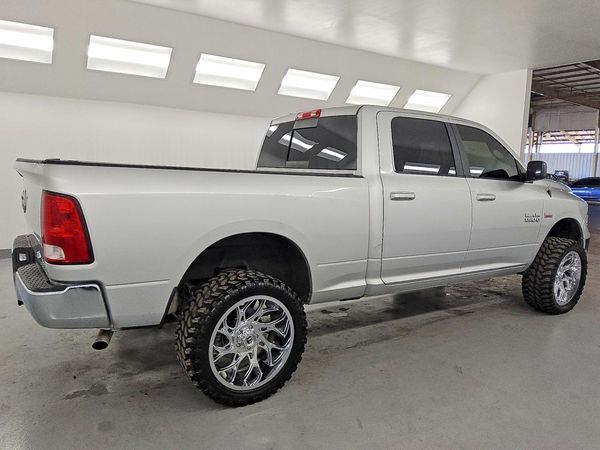 2019 RAM 1500 CLASSIC SLT