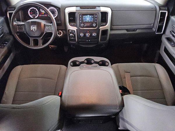 2019 RAM 1500 CLASSIC SLT
