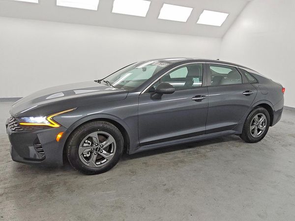 2022 KIA K5