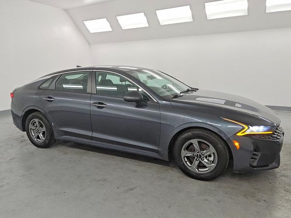 2022 KIA K5 LXS — Passenger 3/4